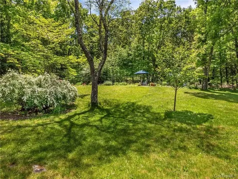 74 Hilltop Road Rhinebeck NY 12572