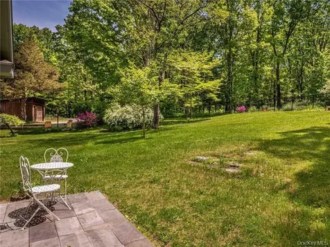 74 Hilltop Road Rhinebeck NY 12572