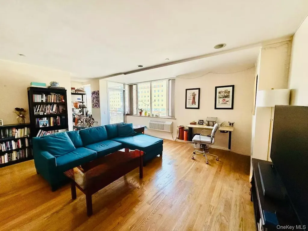 63-14 Queens Boulevard Woodside NY 11377