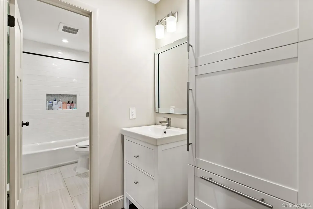 7 Lisa Court Dobbs Ferry NY 10522