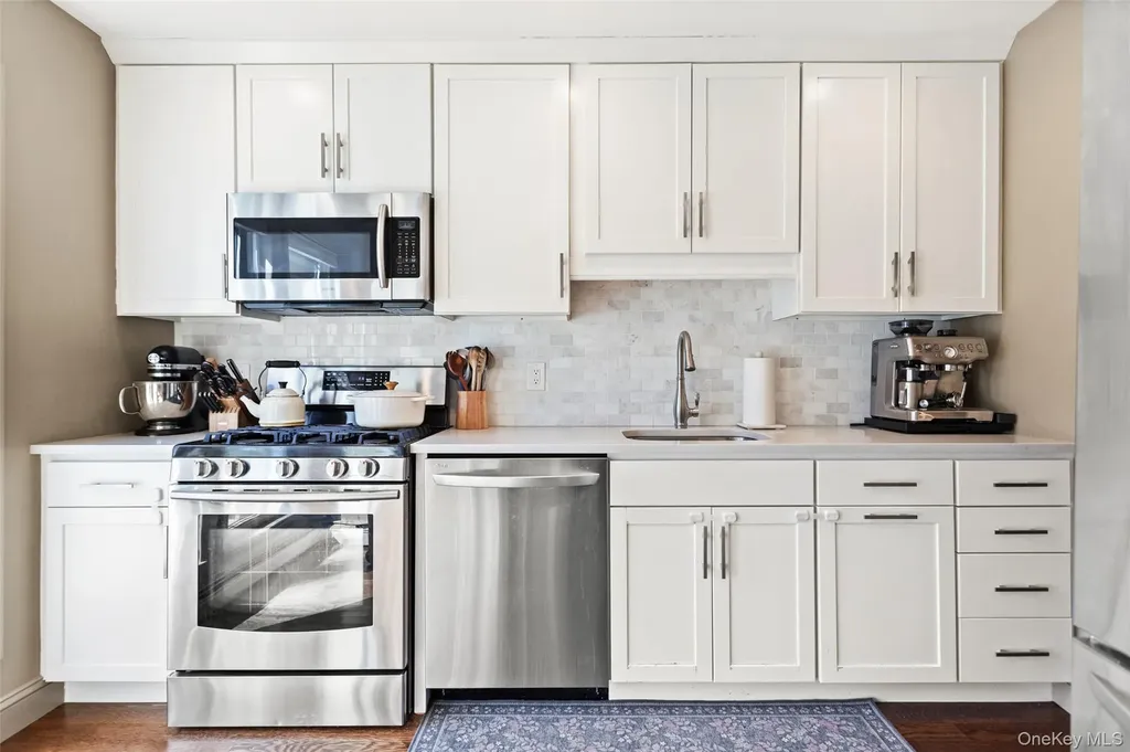 7 Lisa Court Dobbs Ferry NY 10522