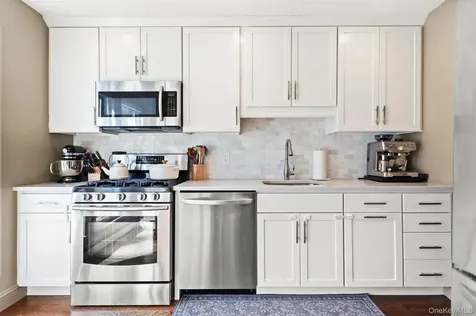 7 Lisa Court Dobbs Ferry NY 10522