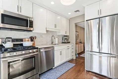 7 Lisa Court Dobbs Ferry NY 10522