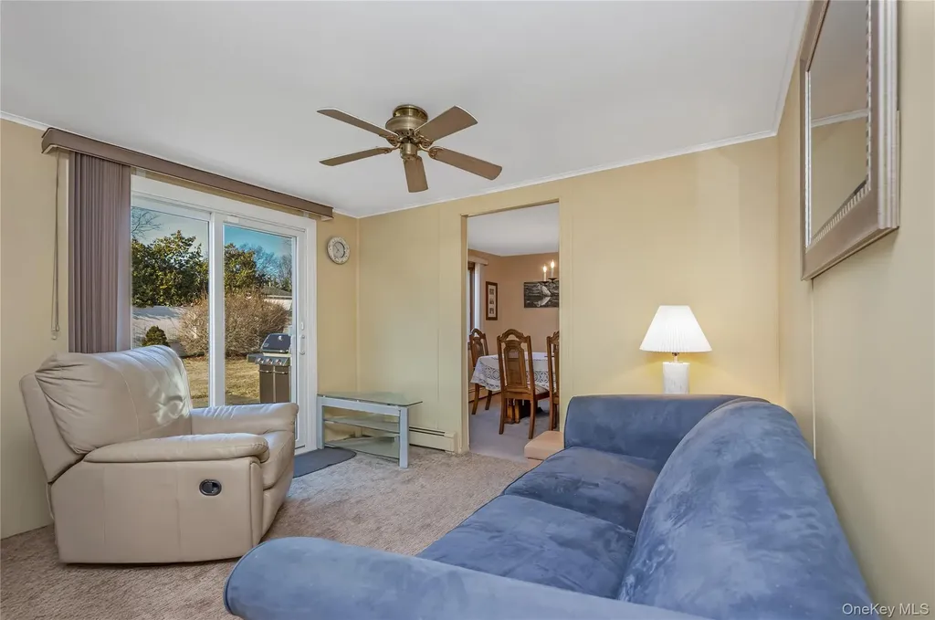 25 Windham Lane Ronkonkoma NY 11779