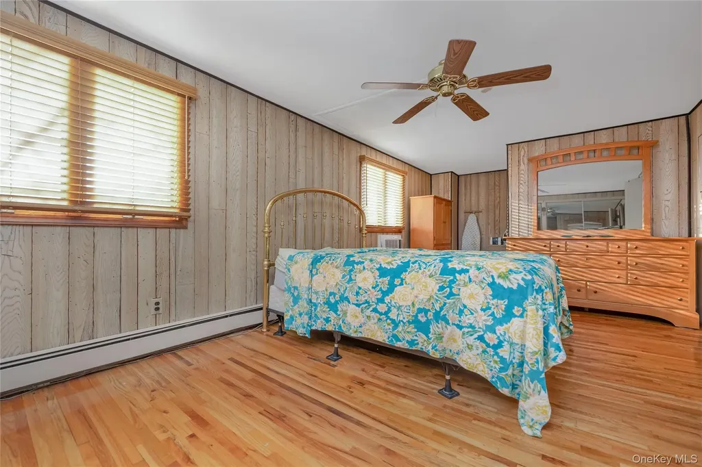25 Windham Lane Ronkonkoma NY 11779