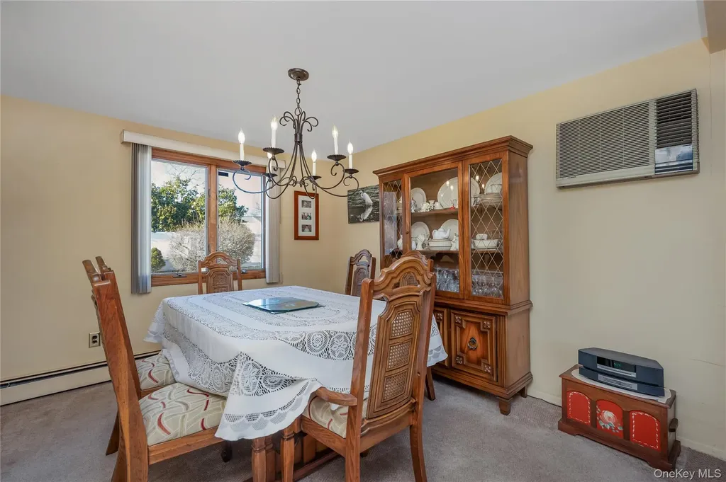 25 Windham Lane Ronkonkoma NY 11779