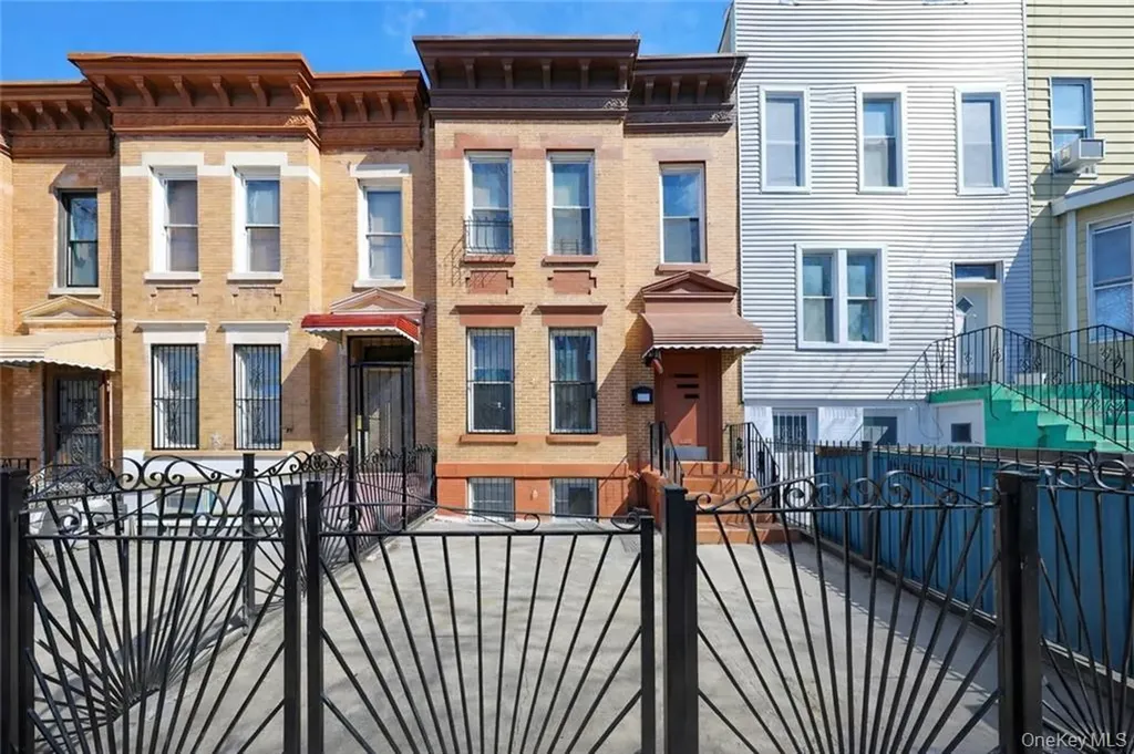 247 50th Street Brooklyn NY 11220