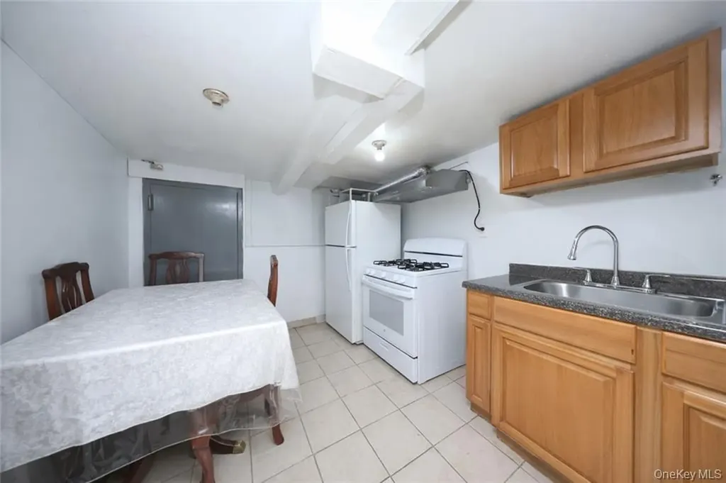 247 50th Street Brooklyn NY 11220