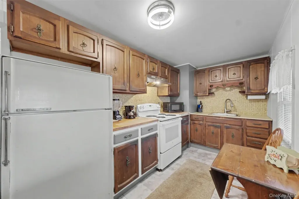 67 Spring Street Beacon NY 12508