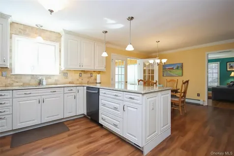 94 Stowe Drive Poughquag NY 12570