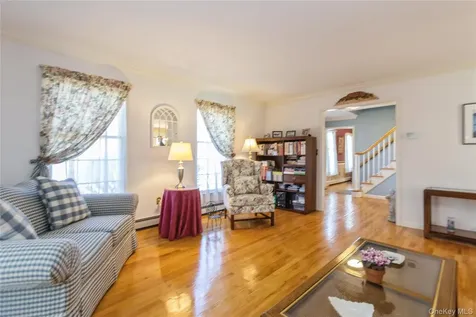 94 Stowe Drive Poughquag NY 12570