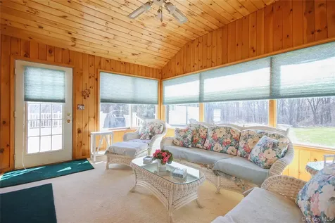 94 Stowe Drive Poughquag NY 12570