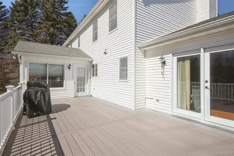 94 Stowe Drive Poughquag NY 12570