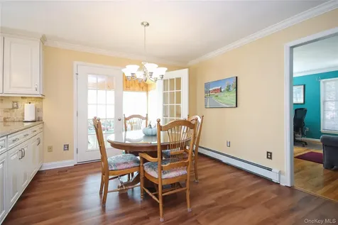 94 Stowe Drive Poughquag NY 12570