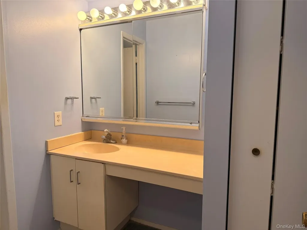 55 N Broadway White Plains NY 10601