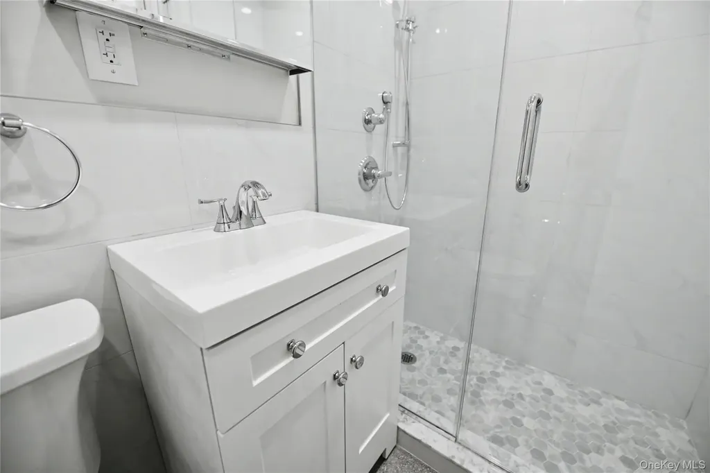 7947 68th Road Middle Village NY 11379