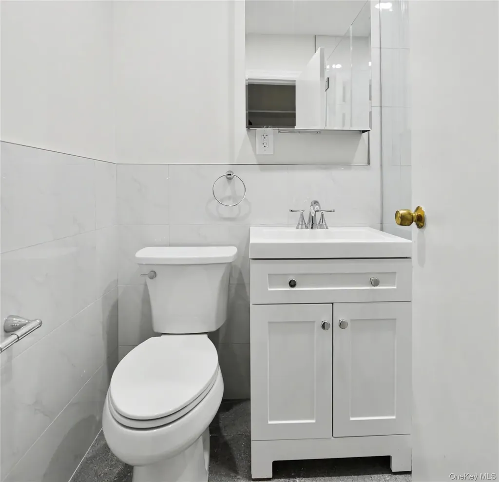 7947 68th Road Middle Village NY 11379