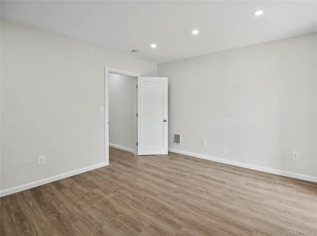 7947 68th Road Middle Village NY 11379