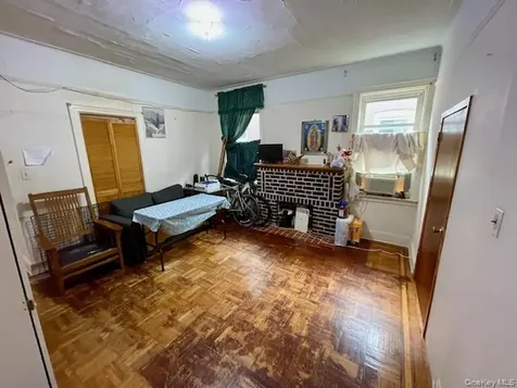 39-47 49th Street Sunnyside NY 11104
