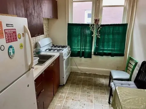 39-47 49th Street Sunnyside NY 11104