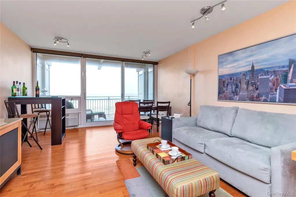 830 Shore Road Long Beach NY 11561