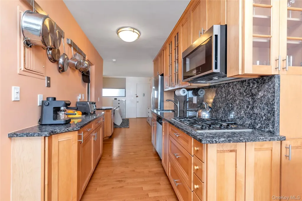 830 Shore Road Long Beach NY 11561