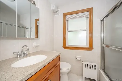 27 New Street Eastchester NY 10709