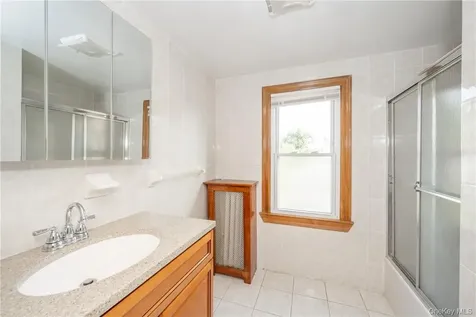 27 New Street Eastchester NY 10709