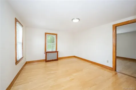 27 New Street Eastchester NY 10709