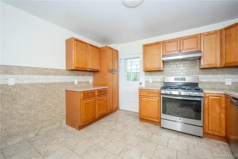 27 New Street Eastchester NY 10709