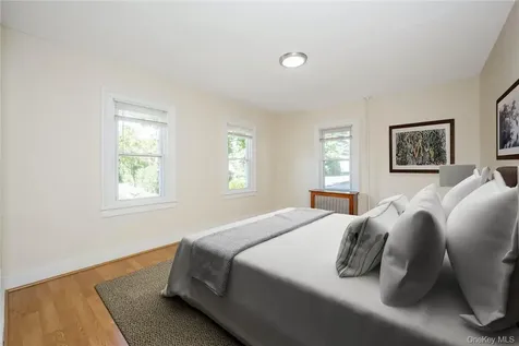 27 New Street Eastchester NY 10709