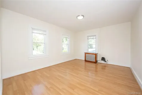 27 New Street Eastchester NY 10709