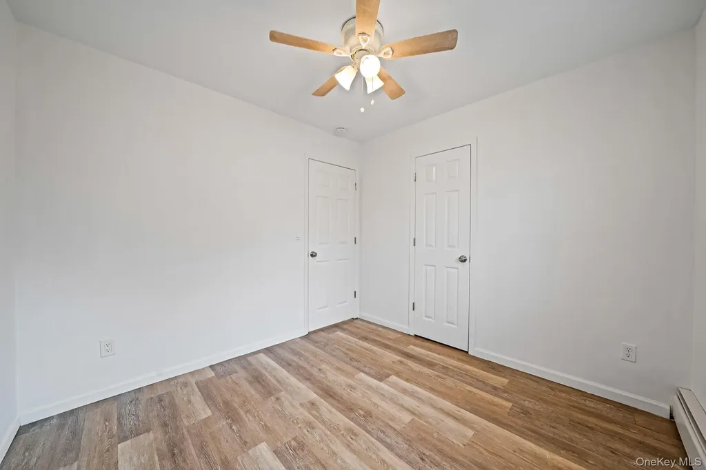 38 Manor Drive Shirley NY 11967