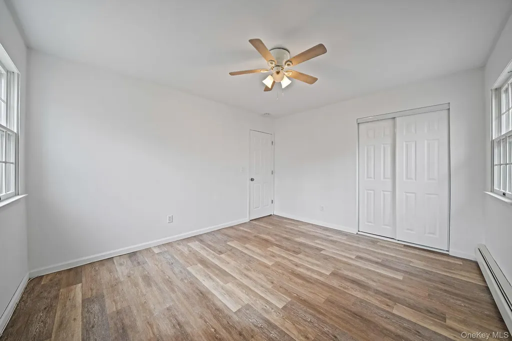 38 Manor Drive Shirley NY 11967