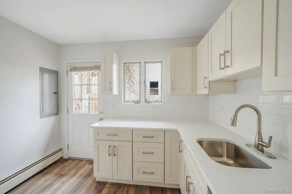38 Manor Drive Shirley NY 11967