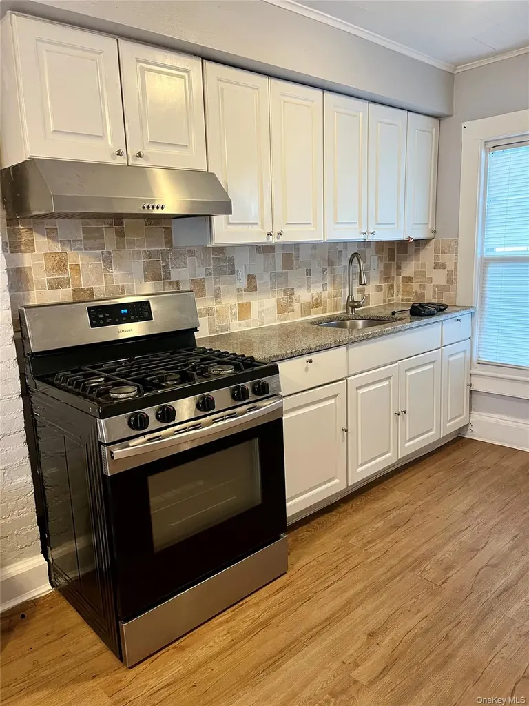 36 Apt # 1 Wallkill Avenue Middletown NY 10940