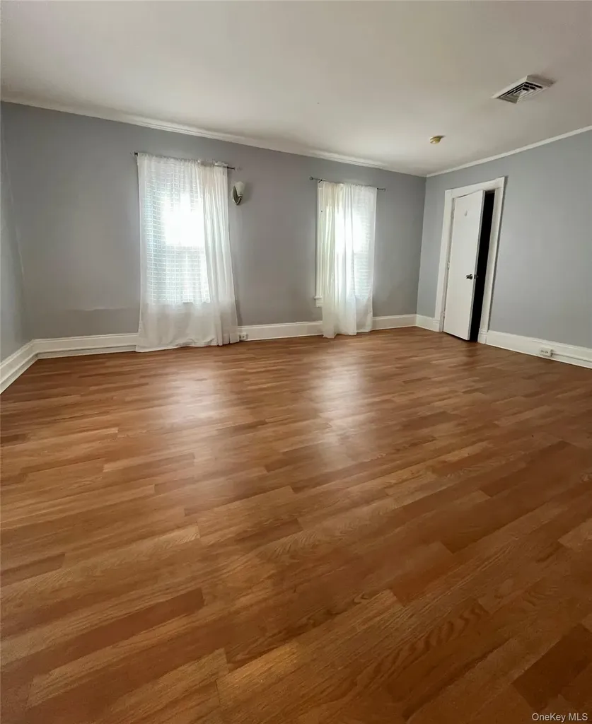 36 Apt # 1 Wallkill Avenue Middletown NY 10940