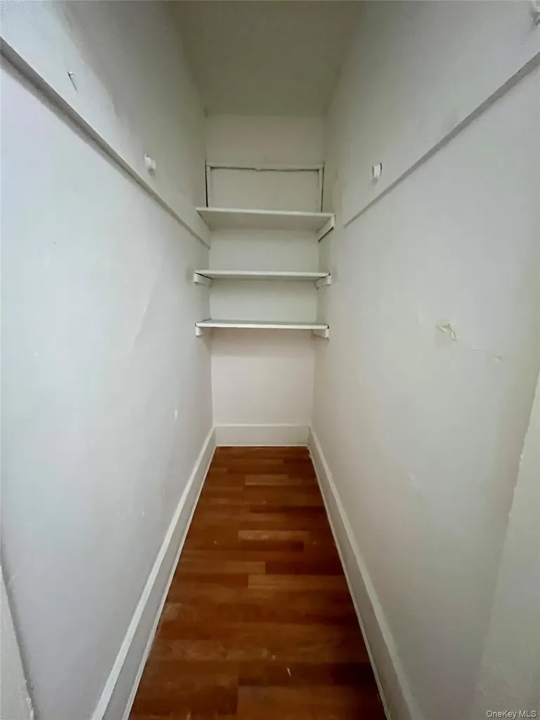 36 Apt # 1 Wallkill Avenue Middletown NY 10940