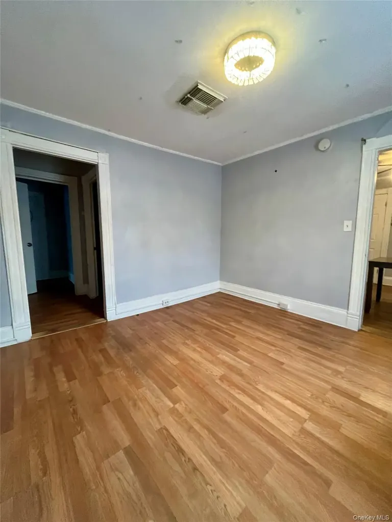 36 Apt # 1 Wallkill Avenue Middletown NY 10940