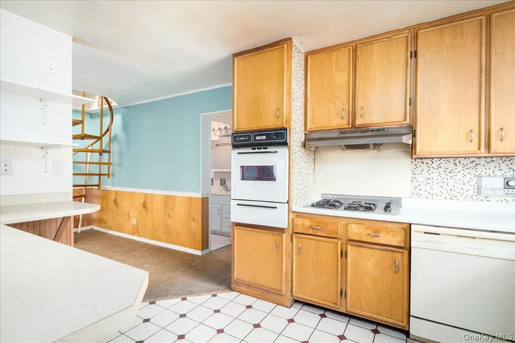 7918 149th Avenue Howard Beach NY 11414