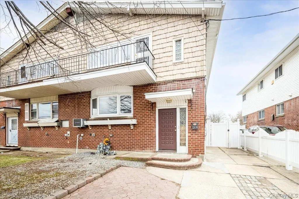 7918 149th Avenue Howard Beach NY 11414