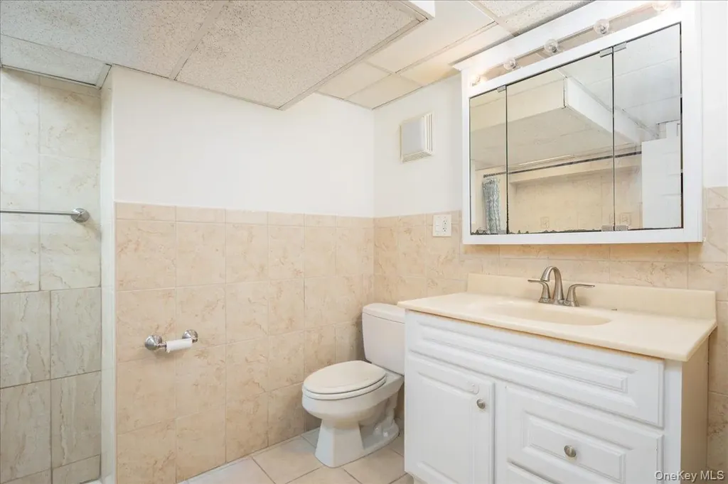 7918 149th Avenue Howard Beach NY 11414
