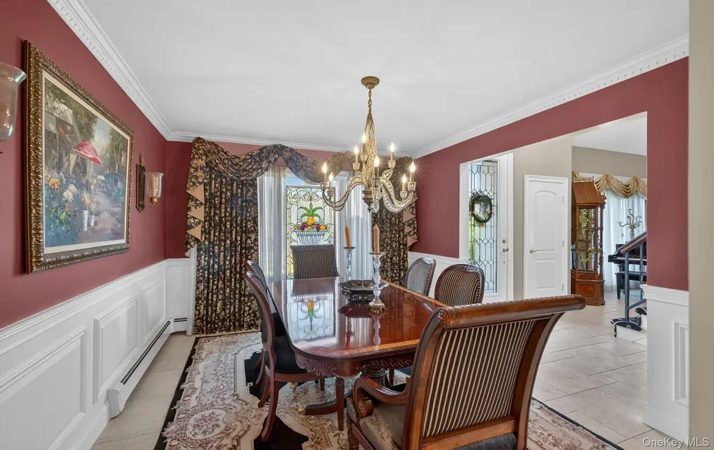 18 Chardonnay Road Commack NY 11725