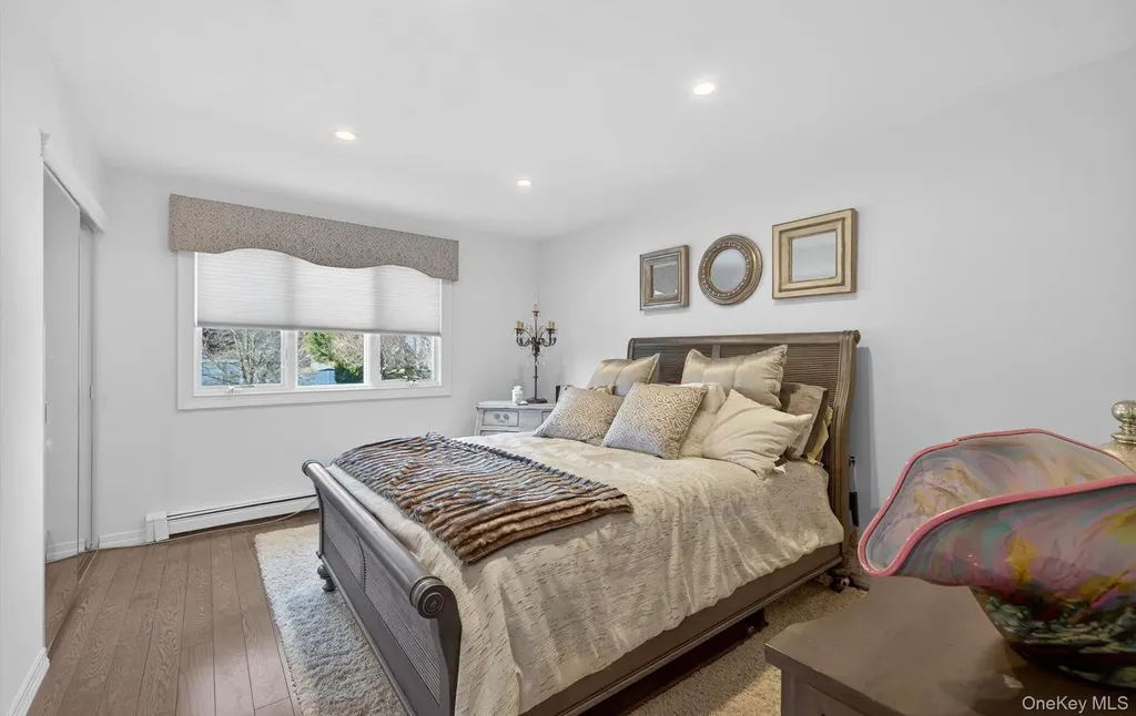 18 Chardonnay Road Commack NY 11725