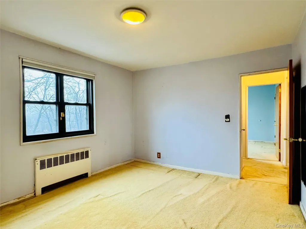 57-41 246th Crescent Douglaston NY 11362