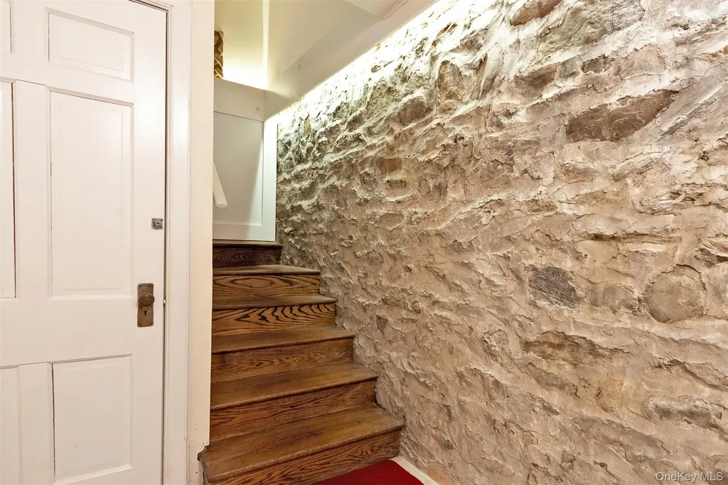 1 W Winding Road Poughkeepsie NY 12601