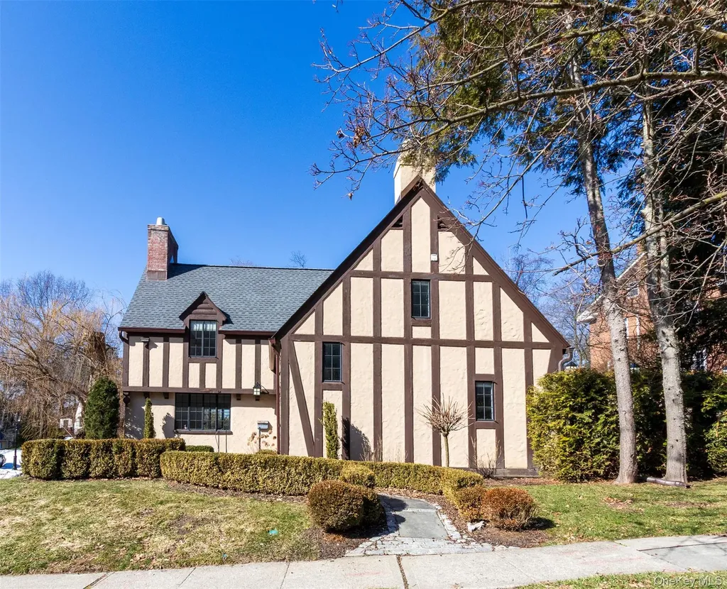 1 W Winding Road Poughkeepsie NY 12601