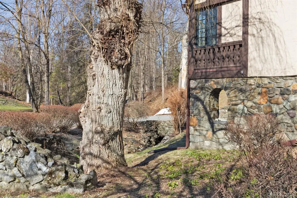 1 W Winding Road Poughkeepsie NY 12601