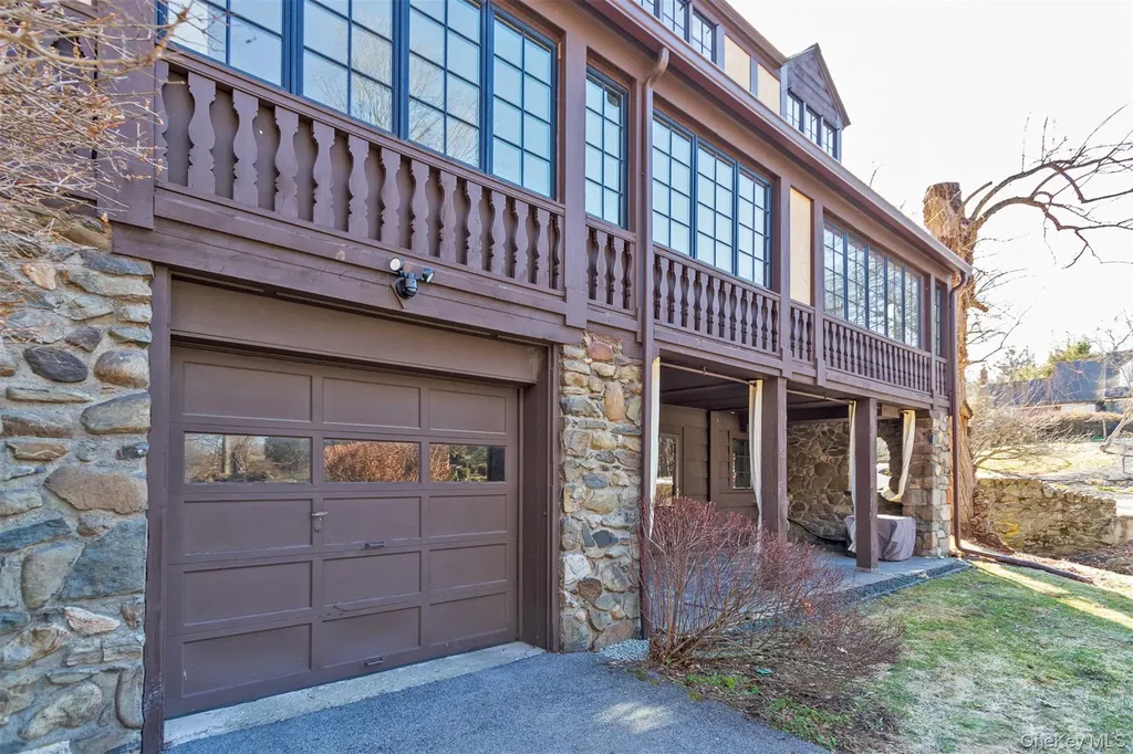 1 W Winding Road Poughkeepsie NY 12601