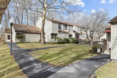 59 Kirby Close Yorktown Heights NY 10598